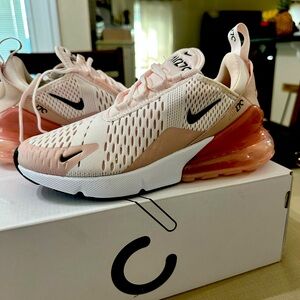 Nike 270’s- BRAND NEW